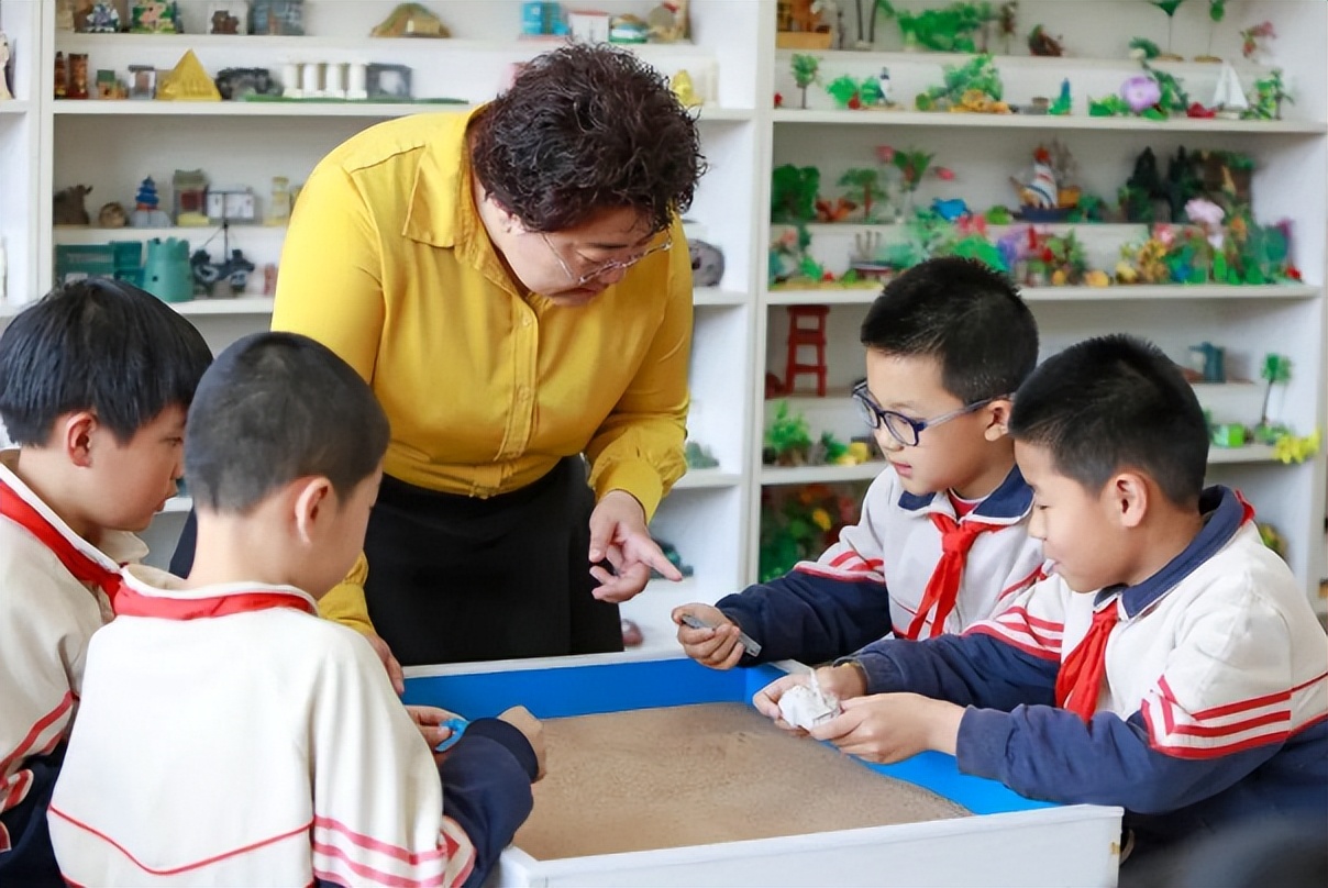 教育部马年首会定调“健康第一”！守护学生身心，三山医伴筑牢校园健康防线