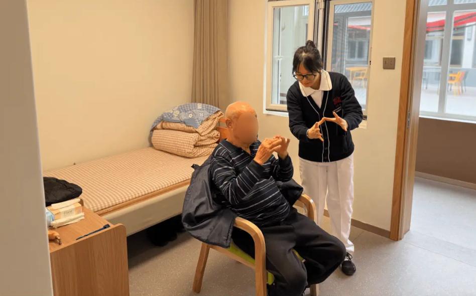 三山医伴告诉你，如何找到满意护工